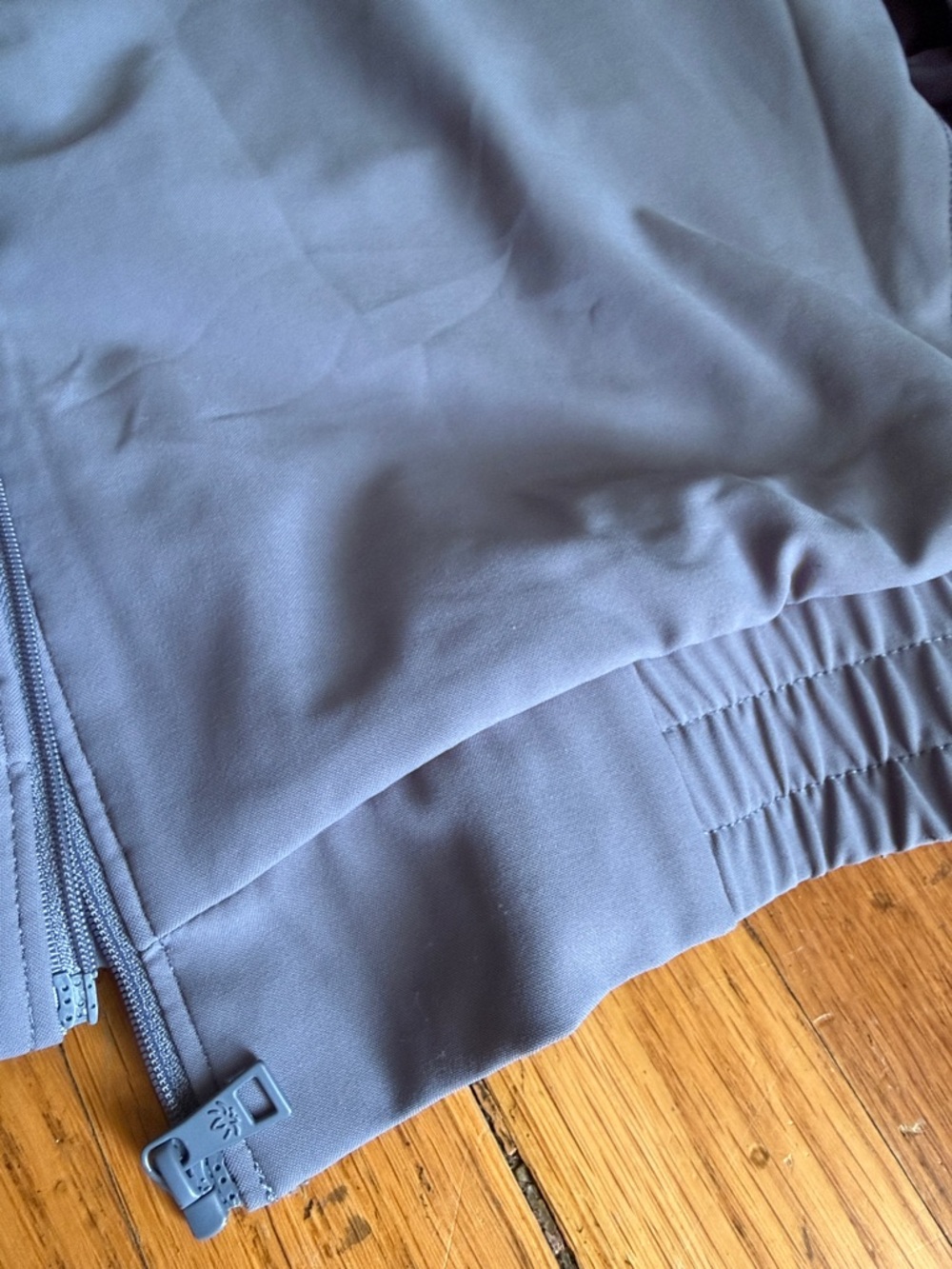 Beyond Yoga status pocket sleeve Slate Blue Zip-Front Bomber cropped Jacket M - Picture 6 of 7